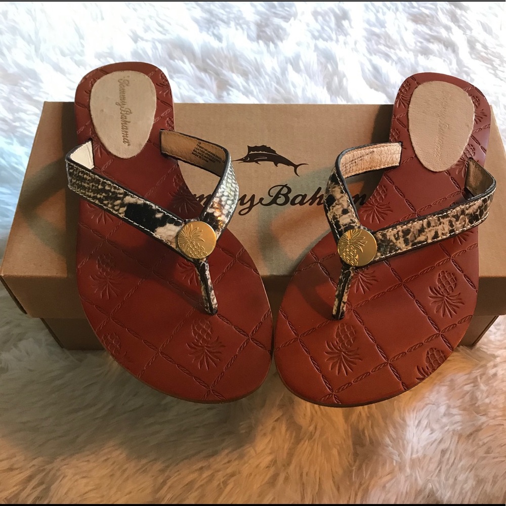 Tommy Bahama Havana Leather Flip Flops - Size 7